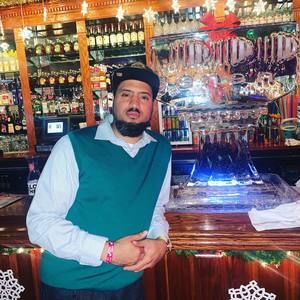 Meet your Posher, Jay